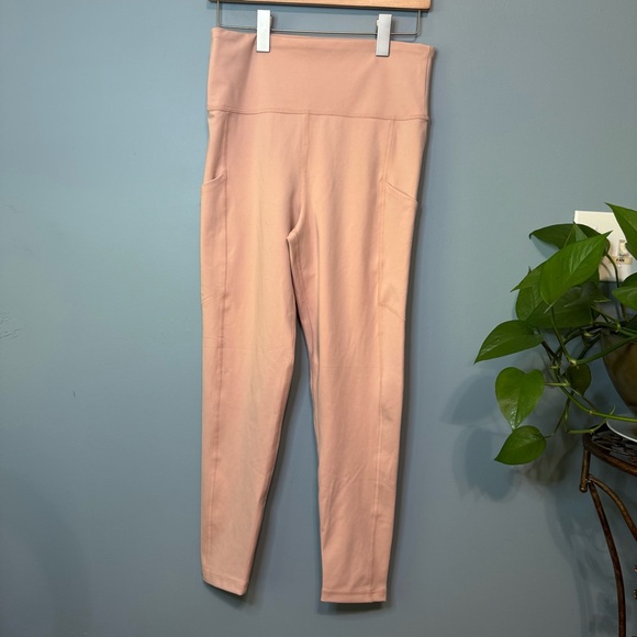 American Eagle The Everything Pocket Leggings in Blush. Hi-Rise. NWT FLAW. Large - Picture 3 of 16